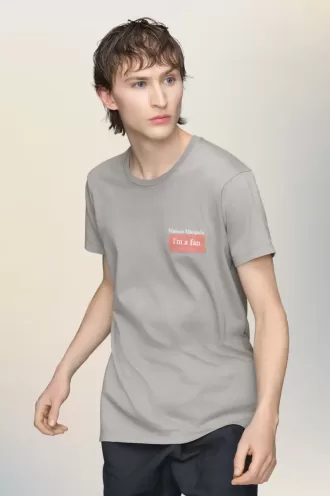 maison margiela t shirt mit logo patch 2 1 330x496 - Maison Margiela T-Shirt mit Logo-Patch