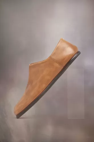 maison margiela tabi babouches 2 4 330x496 - Maison Margiela Tabi Babouches